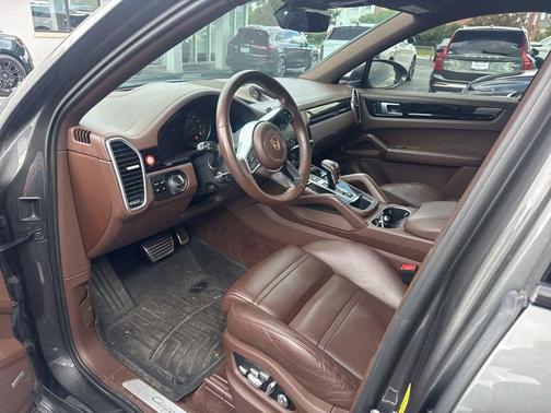 2020 Porsche Cayenne S