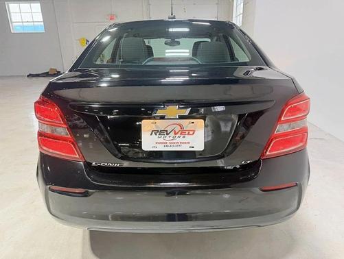 2018 Chevrolet Sonic LT