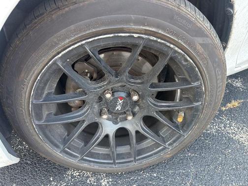 2012 Toyota Yaris LE