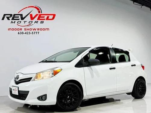2012 Toyota Yaris LE