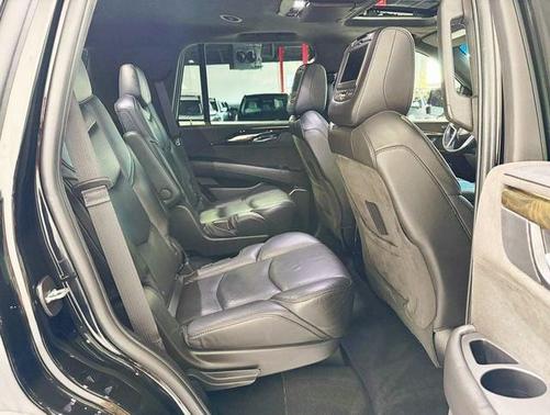 2018 Cadillac Escalade Platinum