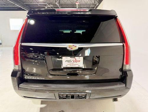 2018 Cadillac Escalade Platinum