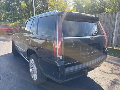 2018 Cadillac Escalade Platinum