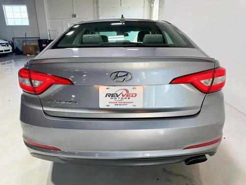 2016 Hyundai SONATA SE