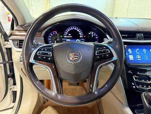 2013 Cadillac XTS Luxury