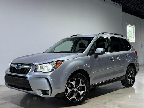 Ice Silver Metallic 2016 Subaru Forester 2.0XT Touring