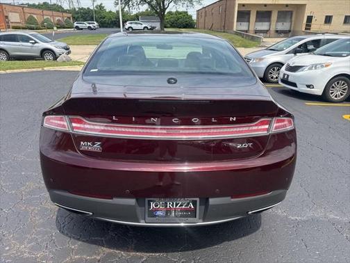2017 Lincoln MKZ Premiere