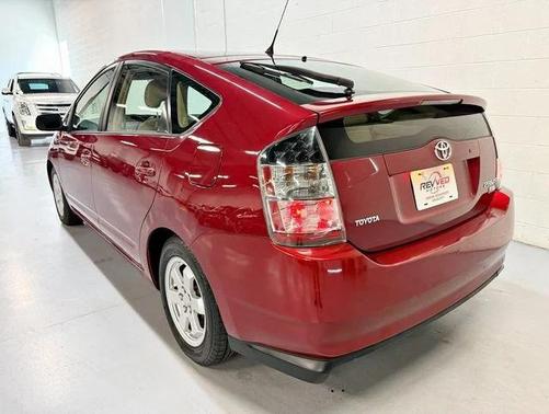 2004 Toyota Prius Base