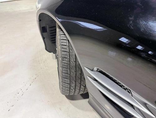 2005 Mercedes-Benz SL-Class SL500 2dr Roadster 5.0L