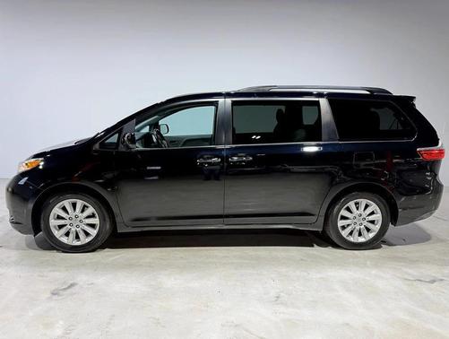 2015 Toyota Sienna XLE