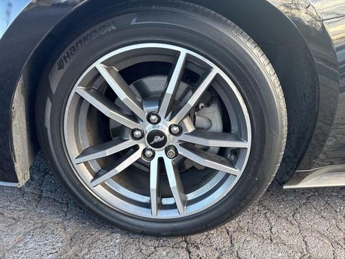 2015 Ford Mustang EcoBoost Premium