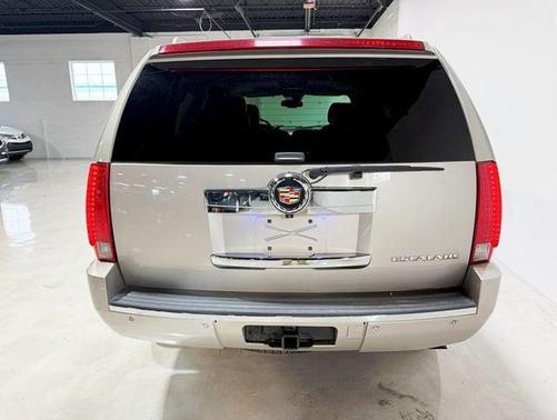 2008 Cadillac Escalade Base