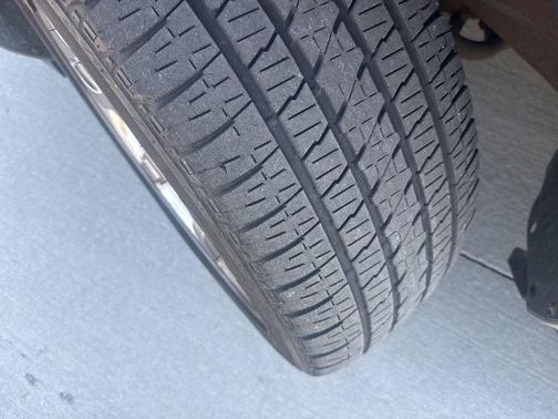 2008 Cadillac Escalade Base