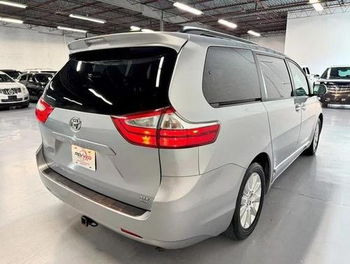 2015 Toyota Sienna XLE Premium