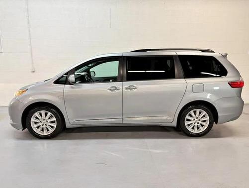 2015 Toyota Sienna XLE Premium
