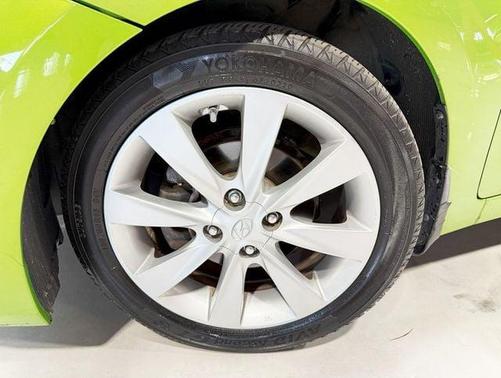 2013 Hyundai Accent SE