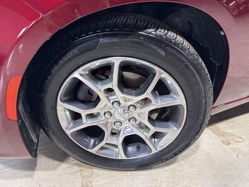 2017 Dodge Charger SXT