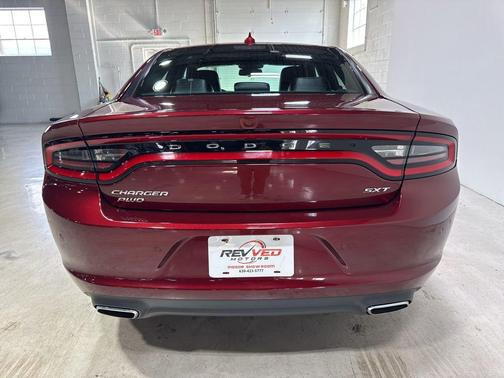 2017 Dodge Charger SXT