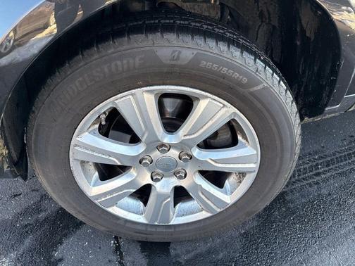 2013 Land Rover LR4 Base