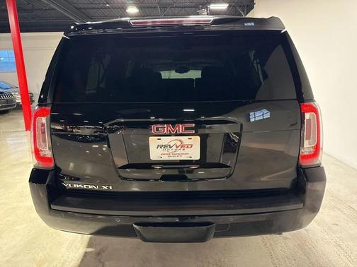 2016 GMC Yukon XL SLT