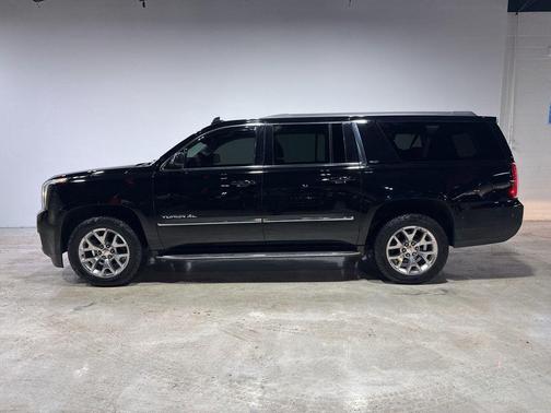 2016 GMC Yukon XL SLT