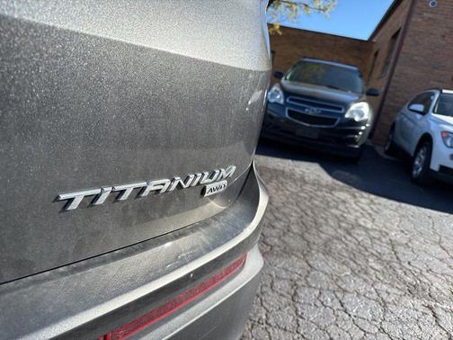 2016 Ford Edge Titanium