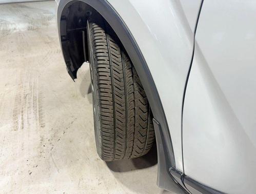 2022 Toyota C-HR XLE