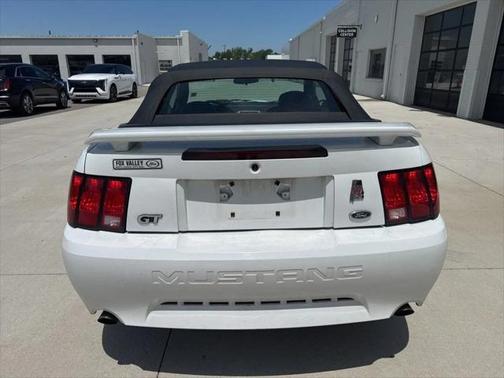 2004 Ford Mustang GT