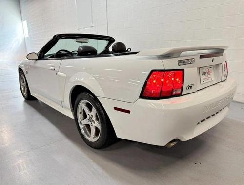 2004 Ford Mustang GT
