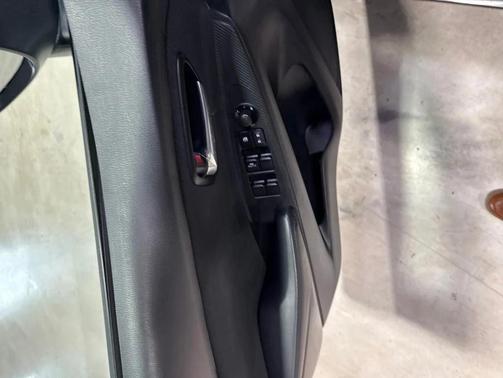 Graphite 2017 Toyota Yaris iA Base