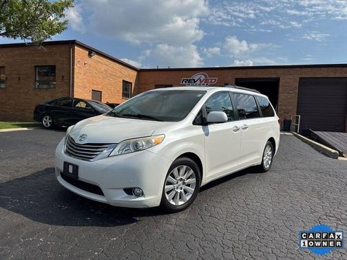 2011 Toyota Sienna XLE