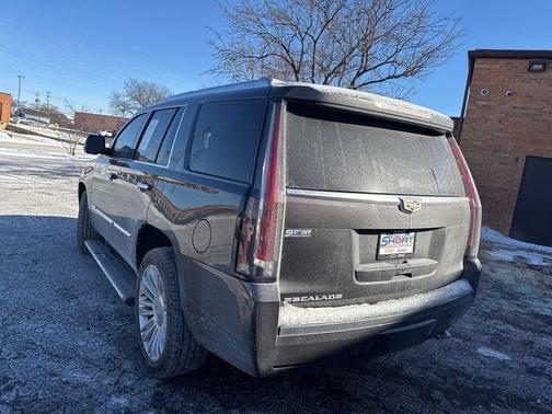 2016 Cadillac Escalade Platinum