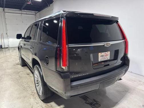 2016 Cadillac Escalade Platinum