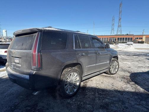 2016 Cadillac Escalade Platinum