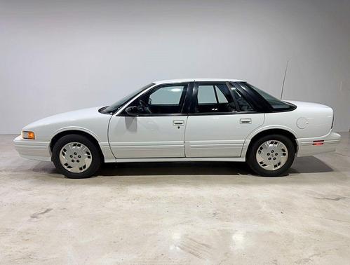 1997 Oldsmobile Cutlass Supreme Base