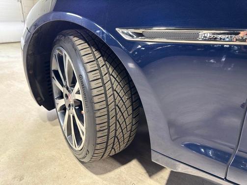 Caesium Blue Metallic 2017 Jaguar XJ XJL Portfolio