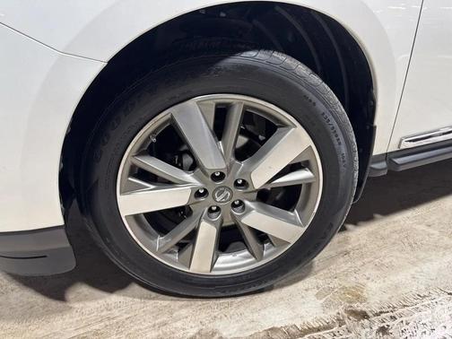 2014 Nissan Pathfinder Platinum