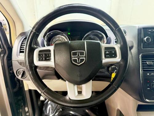 2017 Dodge Grand Caravan Crew