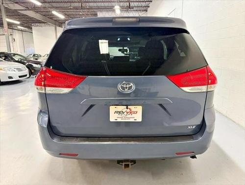 2014 Toyota Sienna XLE