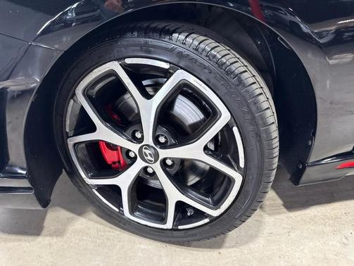 Phantom Black 2019 Hyundai Veloster Base
