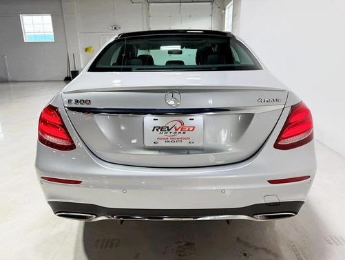 2017 Mercedes-Benz E-Class 4MATIC
