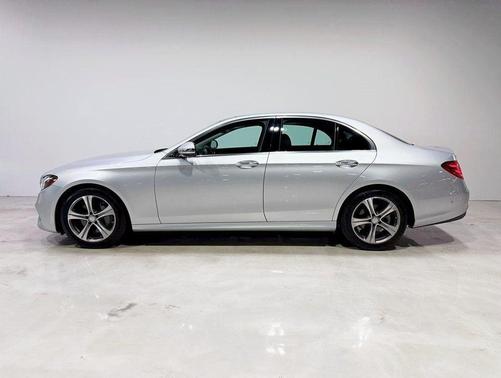 2017 Mercedes-Benz E-Class 4MATIC