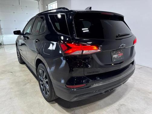 Mosaic Black Metallic 2023 Chevrolet Equinox FWD RS