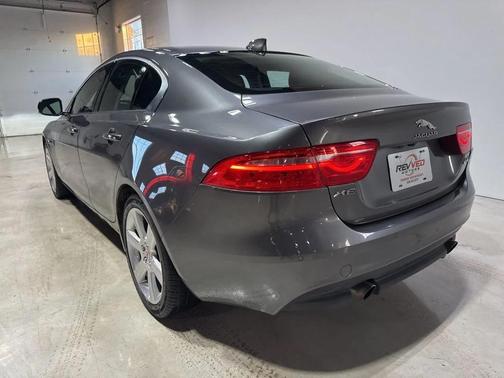 2018 Jaguar XE 25t Premium