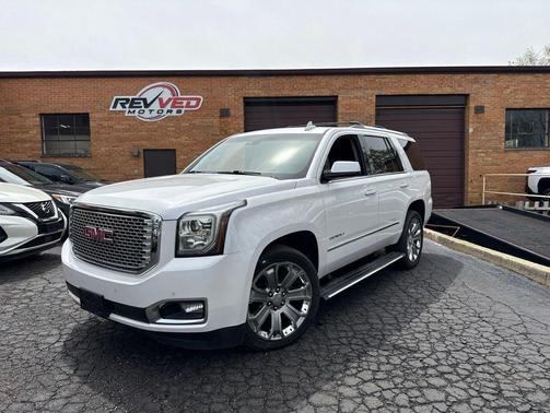 White Frost Tricoat 2017 GMC Yukon Denali