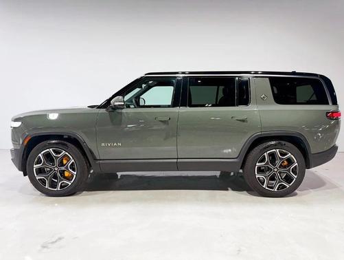 2022 Rivian R1S Launch Edition