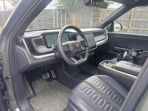 2022 Rivian R1S Launch Edition