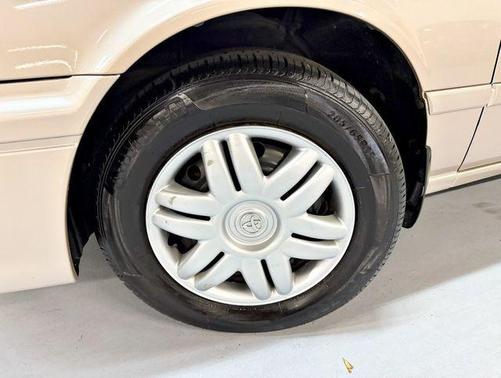 2001 Toyota Camry LE V6