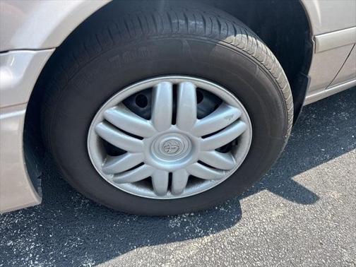 2001 Toyota Camry LE V6