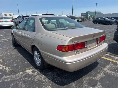 2001 Toyota Camry LE V6